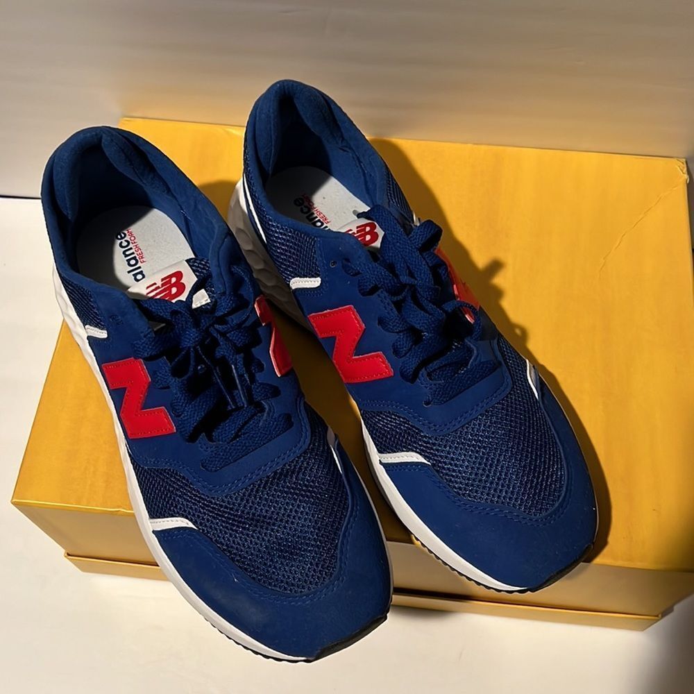 New Balance Fresh Foam X70 - Picture 2 of 7